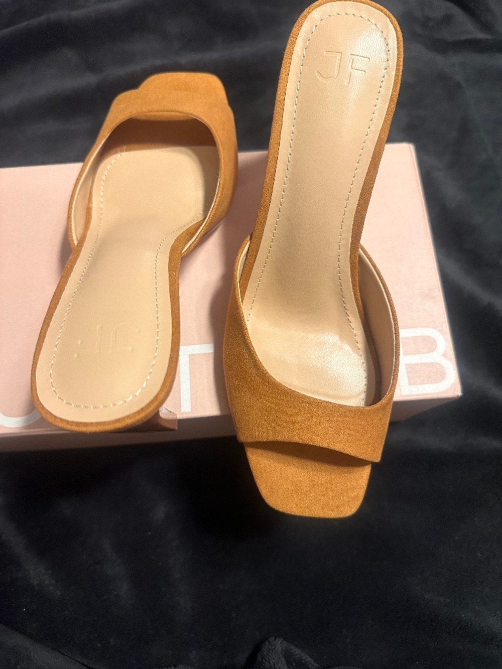 Dress sandals